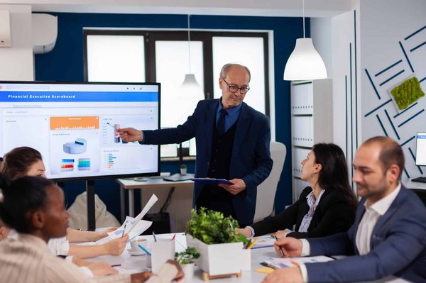 Stratégies pour la formation en business : Transformer le potentiel en performance